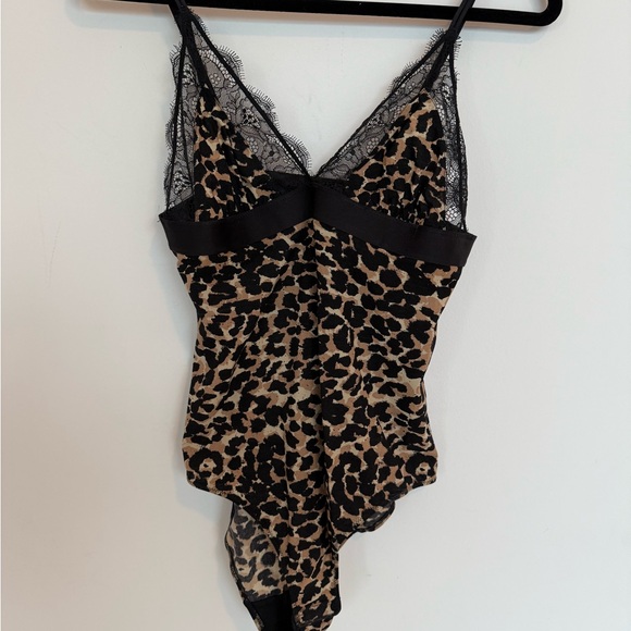 Love Stories Doris Bodysuit - Picture 7 of 11